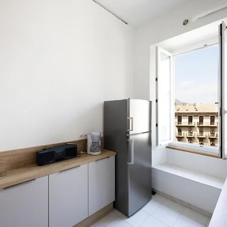 Douillet Place Paoli Apartment *