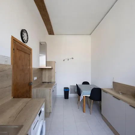 Douillet Place Paoli Apartment