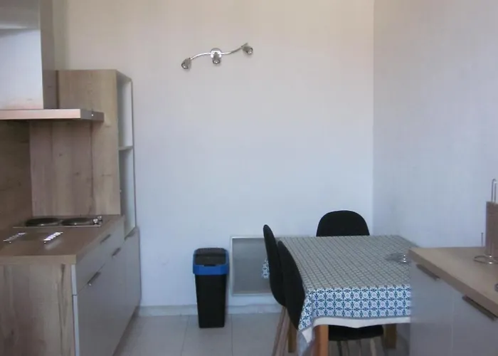 Apartament Douillet Place Paoli Corte (Corsica)